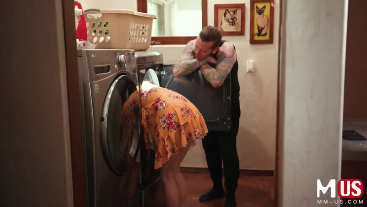 Wet Laundry Fuck with Izzy Lush