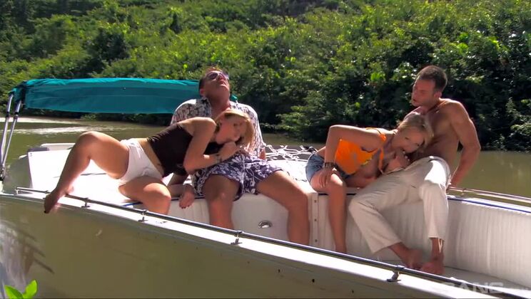 [BANG.com] - Anal & Cumshot for Jessica & Morgan on Boat - Mike Angelo - Jessica Moore - Morgan Moon