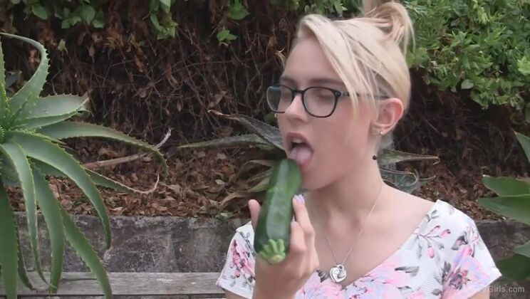 Hot Blonde Chloe Plays With Herself Upskirt