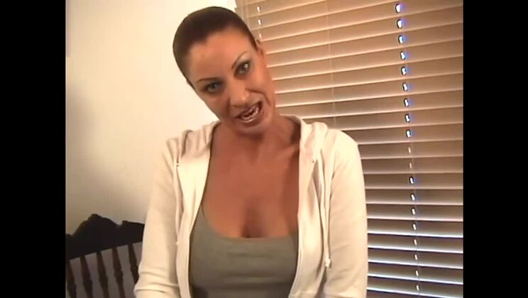 Small body, big tits - Vanessa