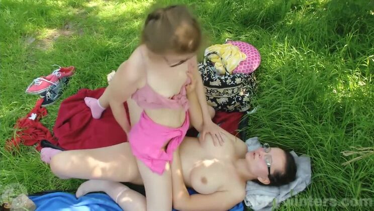 Big Tits Lesbians Jada & Maia Fingers