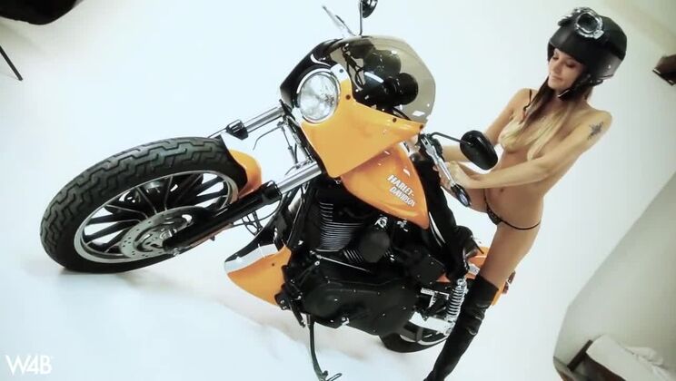 Blonde Bombshell Clover Exposed Backstage