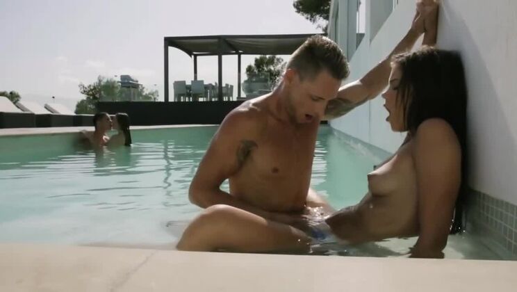 Two on Two with Carrie