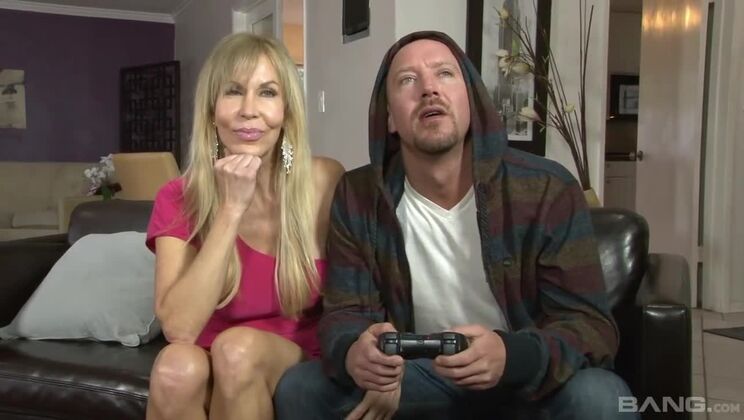 [BANG.com] - Stepdaughter's Beau Fucks Erica Lauren Anal & Gives Her a Facial - Erica Lauren