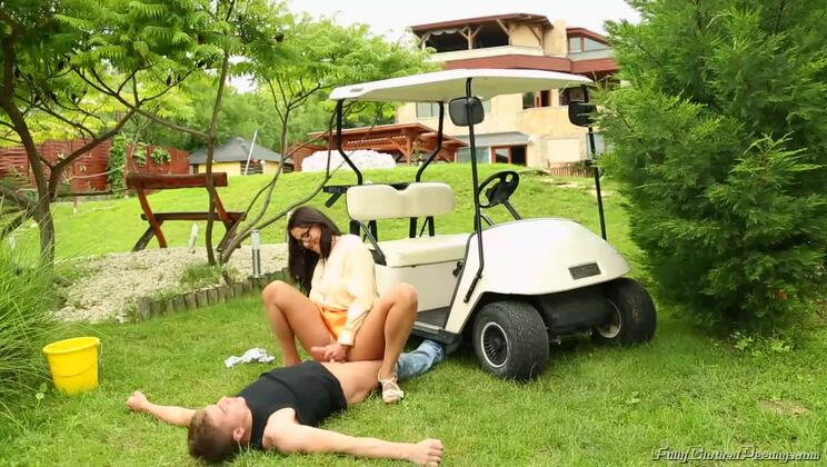 [Tainster] - Valentina and Bella's Golden Shower Fun - Valentina Ross - Bella Anne