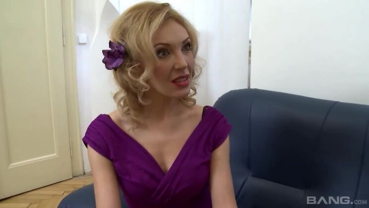 Gina Monelli Facial Cumshot Closeup