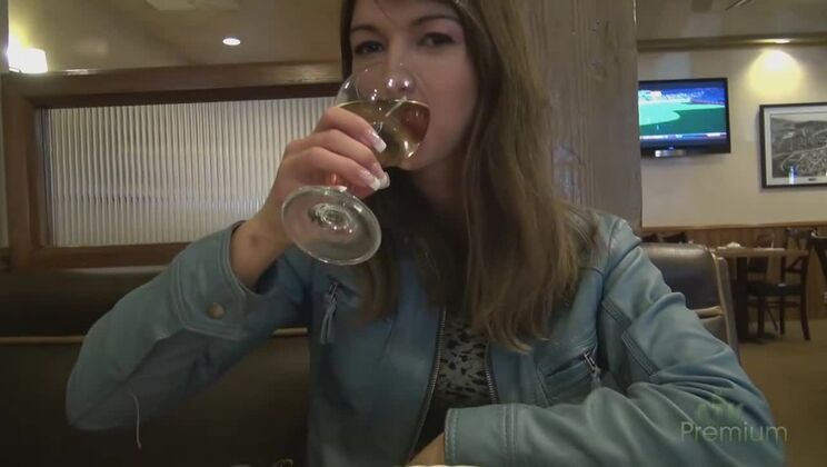 A Fetish Date with Susan Ayn: Shower Fun