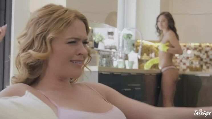 [MomKnowsBest] - Zoe Bloom and Krissy Lynn in Steamy Maid Encounter - Krissy Lynn - Zoe Bloom