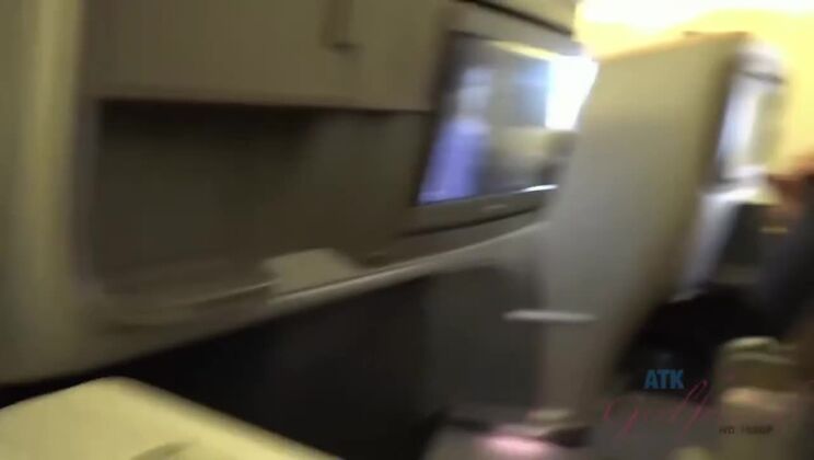 Singapore Escapade with Jill Kassidy - Amateur POV