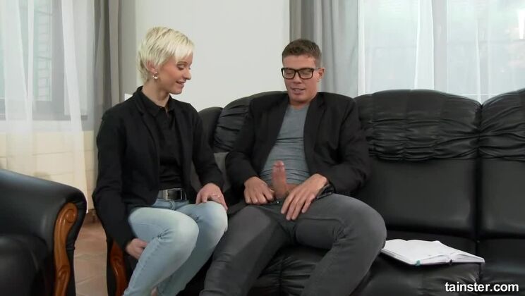 Tutoring and Fingering with Cumshot