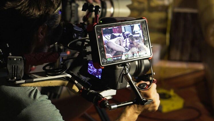 [PureTaboo] - Young and Sexy: BTS Featurette - Cherie Deville - Charles Dera - Jill Kassidy - Kristen Scott - Xander Corvus - Small Hands