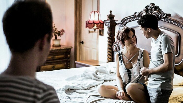 [PureTaboo] - Alex Jett Joins In On Stepmom Fun - Ricky Spanish - Syren De Mer - Alex Jett