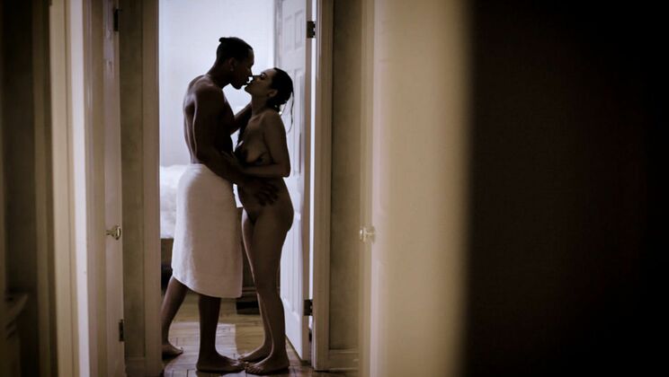 Big Cock Interracial Sex with Petite College Girl