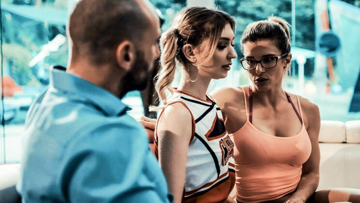 [PureTaboo] - Teen Cheerleader MILF Blowjob - Cory Chase - Stirling Cooper - Marykate Moss