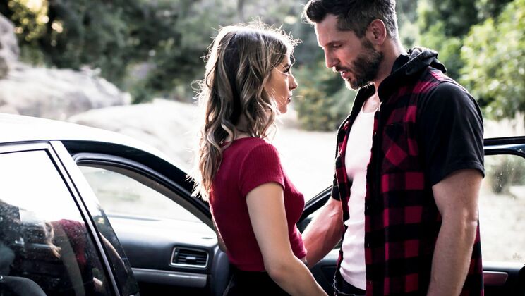 Brunette Girl Outdoor Cumshot Fun