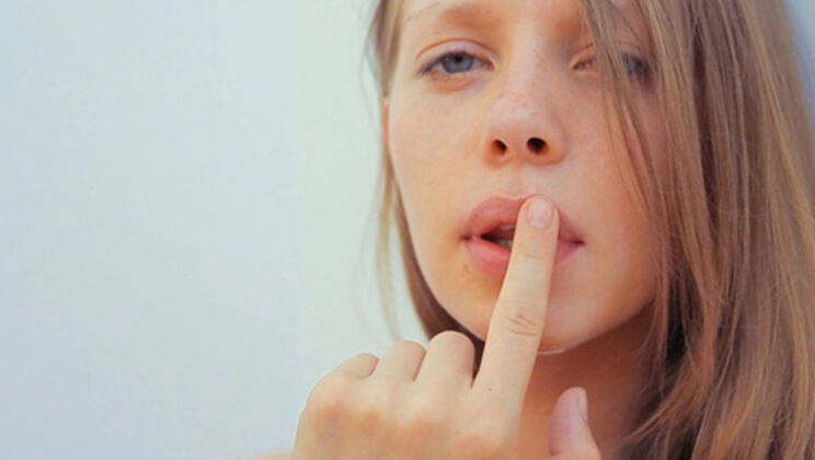 [WowGirls] - Alone and Lusty - Gloria's Scene - Gloria