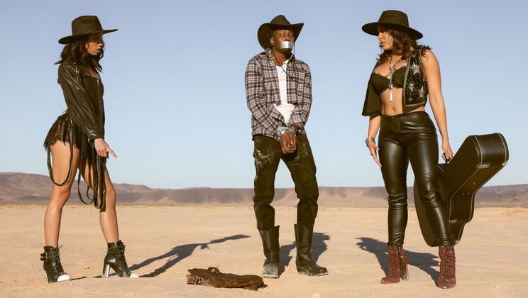 [Brazzers] - Threesome Titty Fuck Frenzy