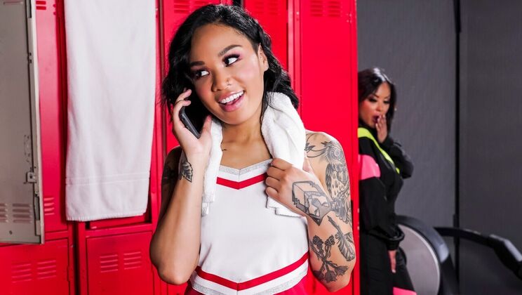 [Brazzers] - Honey Gold and Kaylani's Fucking in Uniform - Honey Gold - Kaylani Lei