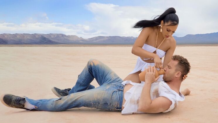 [Brazzers] - Diamond Banks' Tattooed Body Gets Worshiped - Van Wylde - Diamond Banks