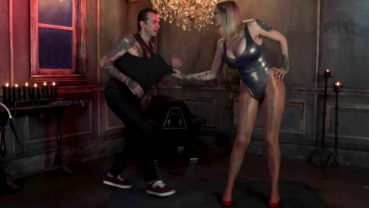 Lingerie Lovely Rubie Havoc Takes Charge