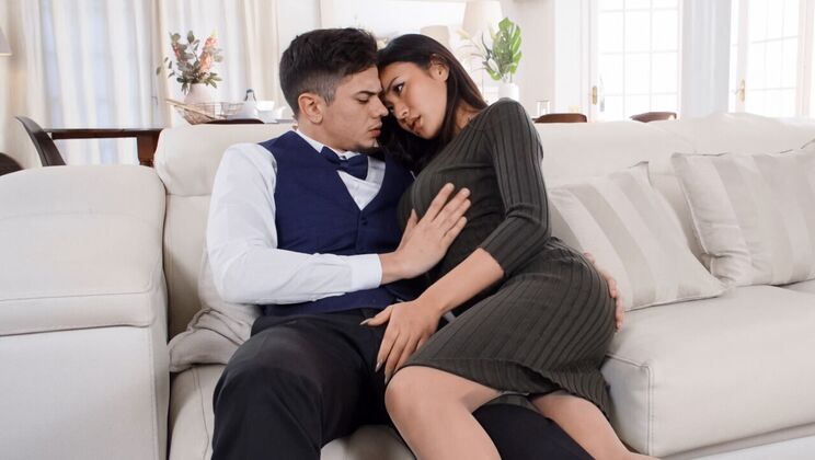 [Brazzers] -  Rae Lil Black's Enhanced Body Gets Fucked 