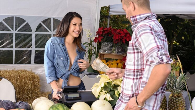 Eva Lovia's Cowgirl and Deepthroat