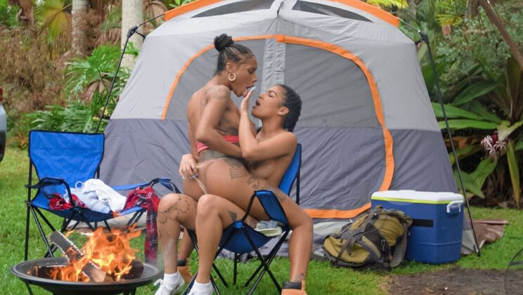 [RKPrime] - Amateur Lesbians Engage in Outdoor Sex - Sarai Minx - Maya Farrell