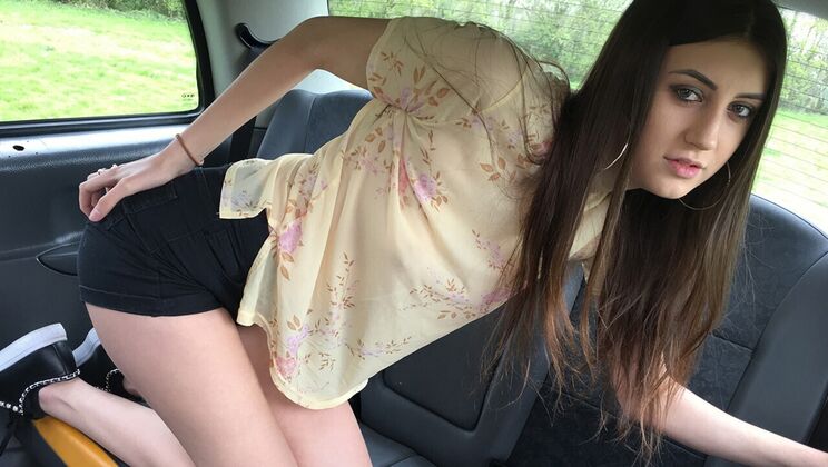 [FakeTaxi] - Lina Luxe Gives Me a Handjob in the Car