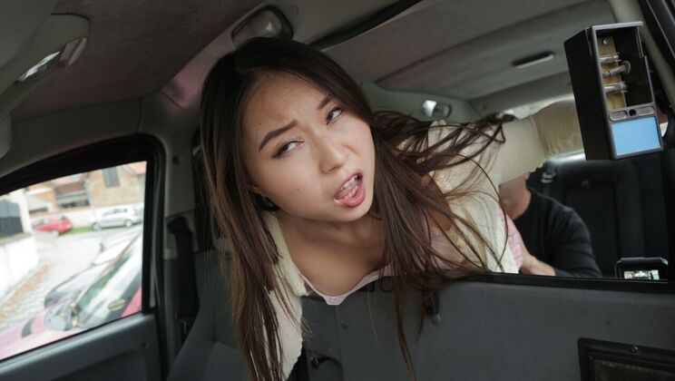 [FakeTaxi] - Blowjob in Car - Suck My Dick - Yiming Curiosity