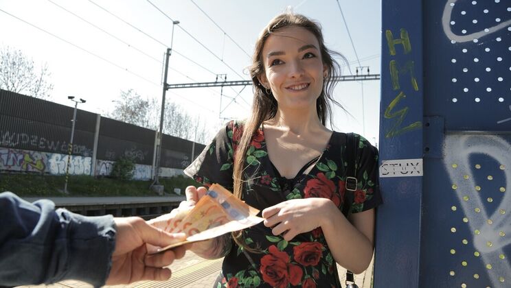 Facial Cumshot on Tattooed Girl Outdoors