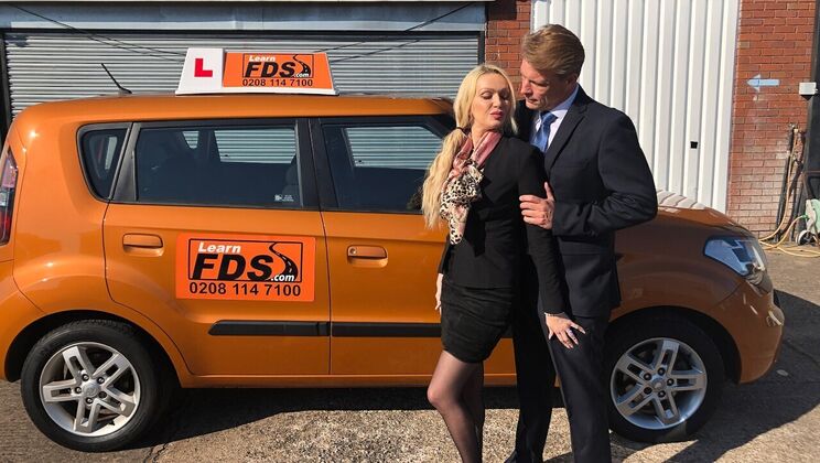 [FakeDrivingSchool] - Amber Jayne's Enhanced Body and Sex Appeal