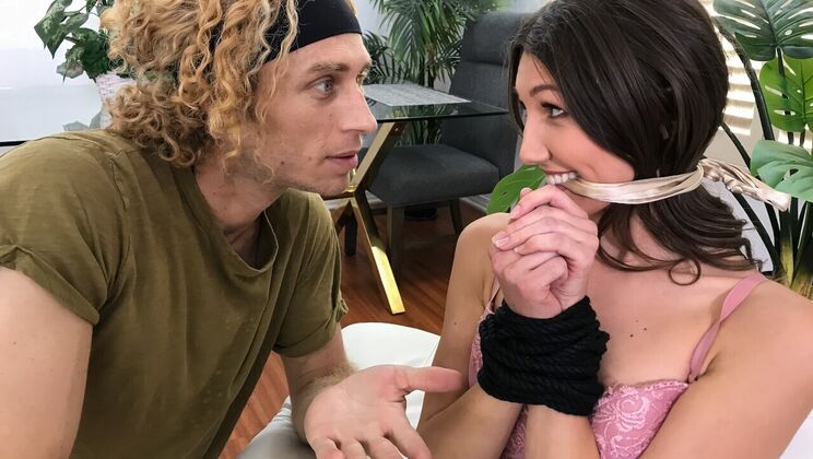 Shaved and Tied: An Amateur Affair