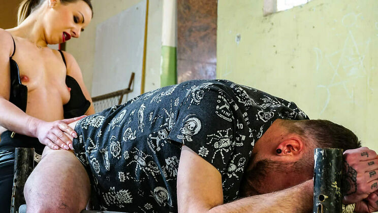 Amateur Brunette Lilit Sweet in BDSM Fun