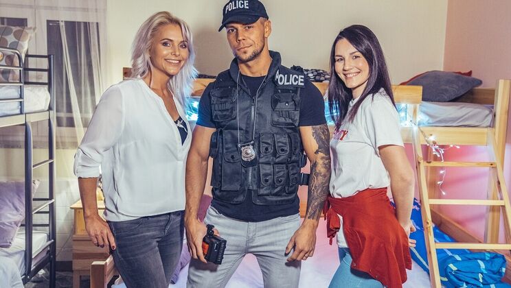 [FakeHostel] - Angelo Godshack's Big Cock Takes Center Stage