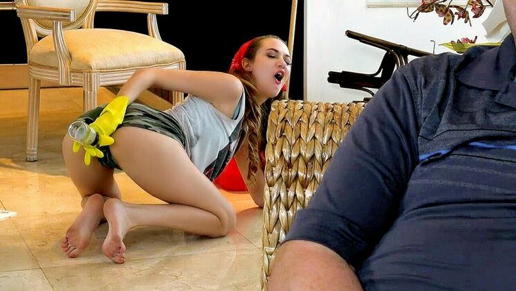 [PervsOnPatrol] - Kneeling Down for Samantha Hayes - Samantha Hayes