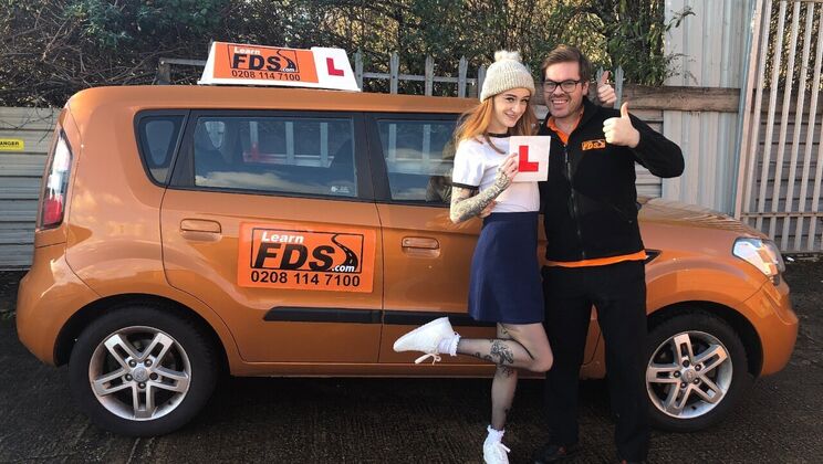 [FakeDrivingSchool] - Hairy Pussy Azura Alii Gets Pounded by Ryan Ryder's Big Cock - Ryan Ryder - Azura Alii