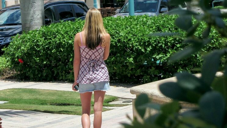 [PervsOnPatrol] - Athletic Latina and Bruno Fuck in the Doggystyle - Bruno Dickens - Heidi