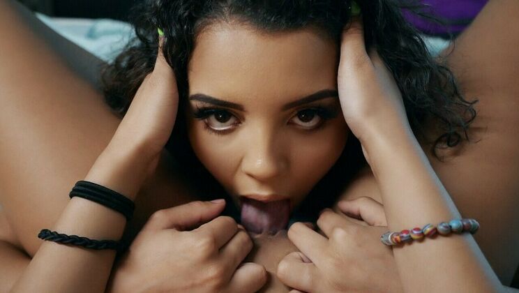 Lesbian Sex with Vibrators and Pussy Licking