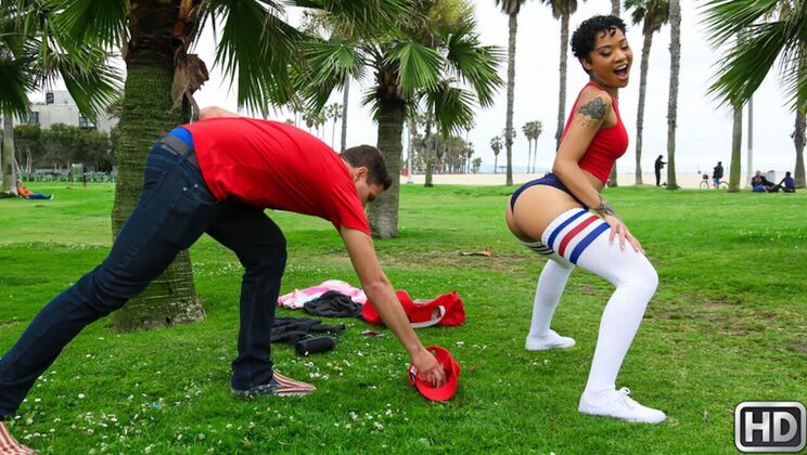 [RKPrime] - Beachside Spanking and Rimming - Honey Gold - Brad Knight