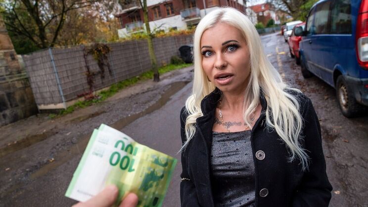 [PublicAgent] - Tattooed European MILF in Cowgirl Sex