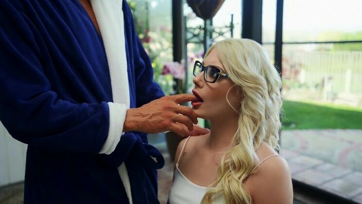 [IKnowThatGirl] - Xander Corvus and a Tattooed Amateur