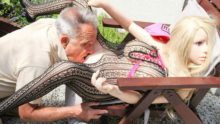 [GrandparentsX] - Blonde Doll Gets Fucked by Lonely Old Man - Dirty Gunther - Dolly the Doll