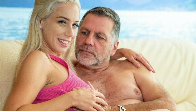 [BeautyandtheSenior] - Philippe Soine Fingers Nesty's Pussy - Phillipe Soine - Nesty Gre