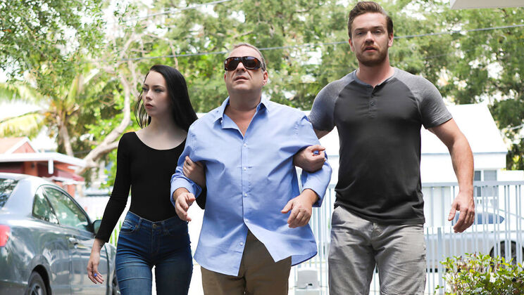 [FamilyStrokes] - Step Fantasy: A Smell of Seduction - Kyle Mason - Bambi Black