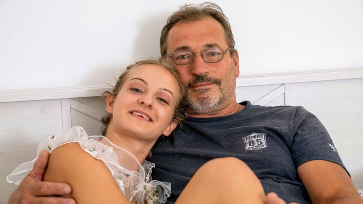 [Oldje] - Fingering and Blowjob with Lylyta Yung