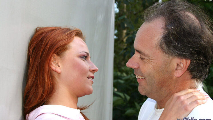 [Oldje] - Jasmina's Deepthroat Skills in Parking Lot