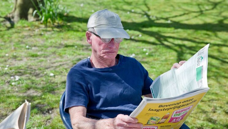 [Oldje] - Rich Young Girl Sucks Cock