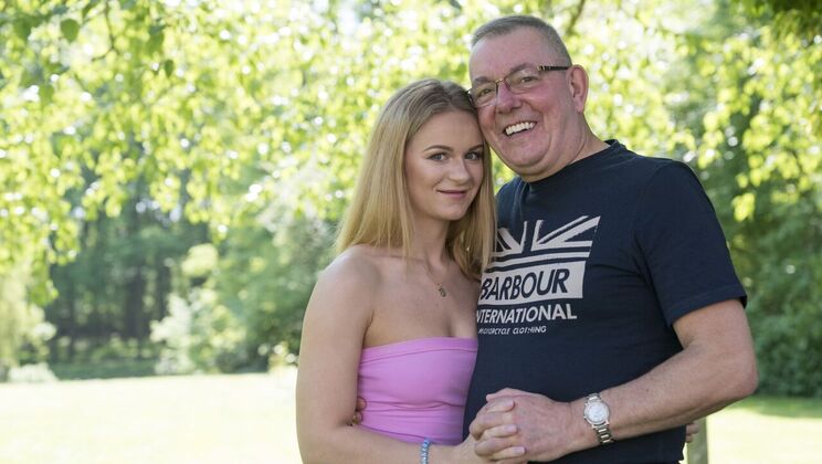 [Oldje] - Close-up Cumshot on Jenny's Face - Jenny Manson - Bryn