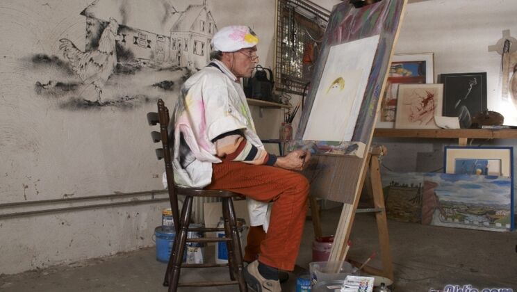 Big Tits Blonde Gets Nasty in Art Class