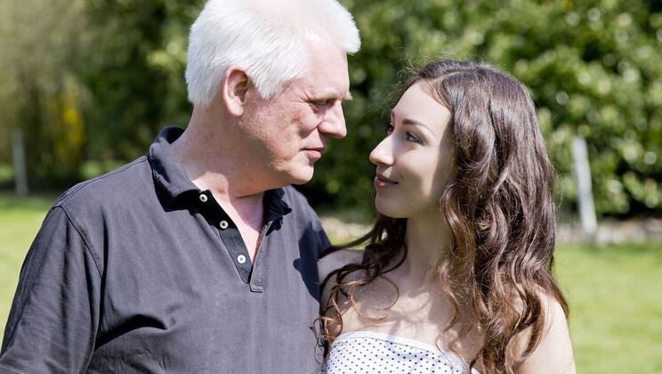 [Oldje] - Facial and Cum Swallowing Fun